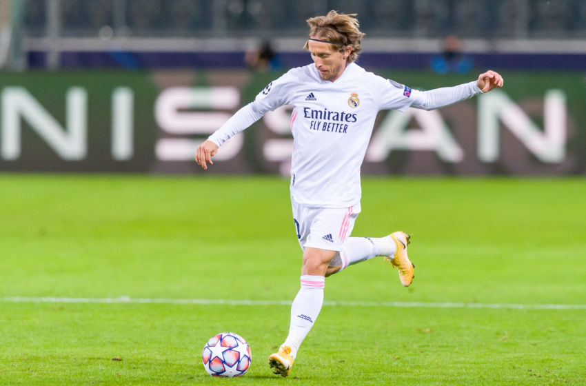 Dres Real Madrida s brojem 10 i dalje pripada Luki Modriću
